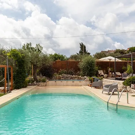 Chalet Acciuga Blu